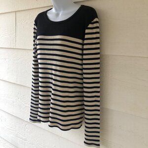 J Crew Long Sleeve Size Medium Ribbed Navy Cream Striped Lightweight Sweater